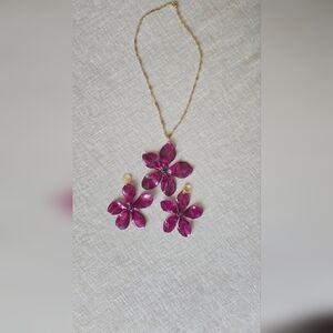 Elegant Cyclamen Flower Jewelry Set in Purple and Gold